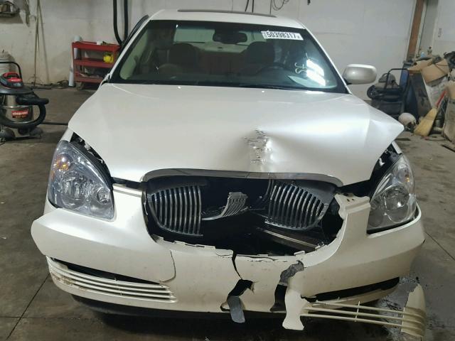 1G4HR57Y87U227565 - 2007 BUICK LUCERNE CX WHITE photo 9