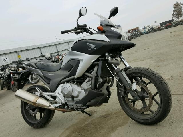 JH2RC6354CK002231 - 2012 HONDA NC700X SILVER photo 1