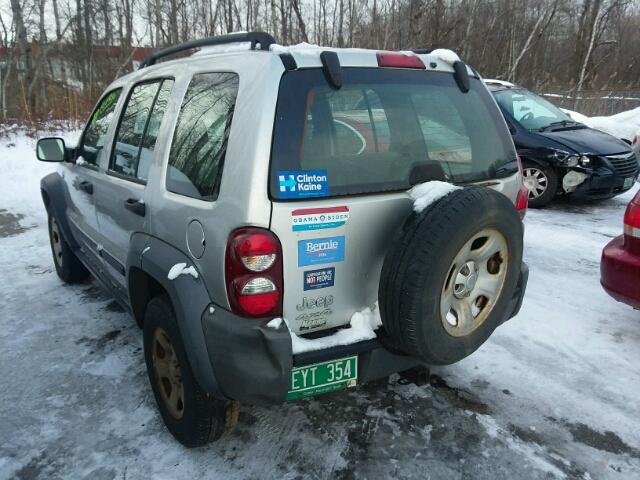 1J4GL48K27W512234 - 2007 JEEP LIBERTY SP SILVER photo 3