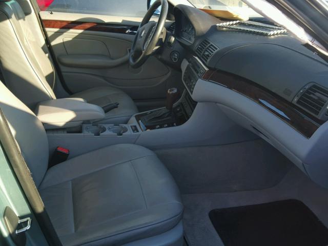 WBAEU33405PR15601 - 2005 BMW 325 XI GREEN photo 5