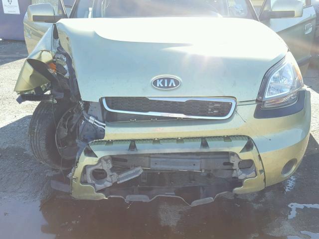 KNDJT2A2XA7079418 - 2010 KIA SOUL + GREEN photo 7