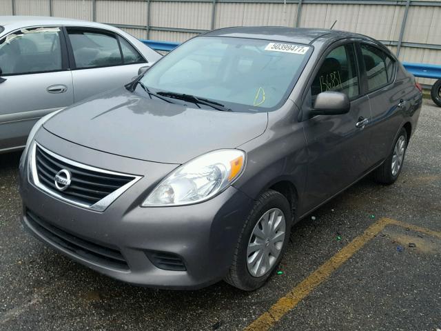 3N1CN7AP5CL891772 - 2012 NISSAN VERSA S GRAY photo 2