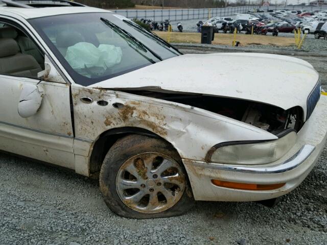 1G4CU541554104951 - 2005 BUICK PARK AVENU WHITE photo 9