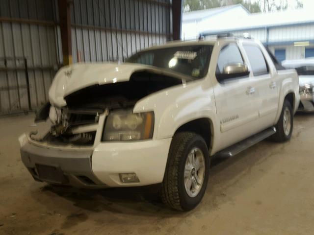 3GNFK12387G282709 - 2007 CHEVROLET AVALANCHE SILVER photo 2