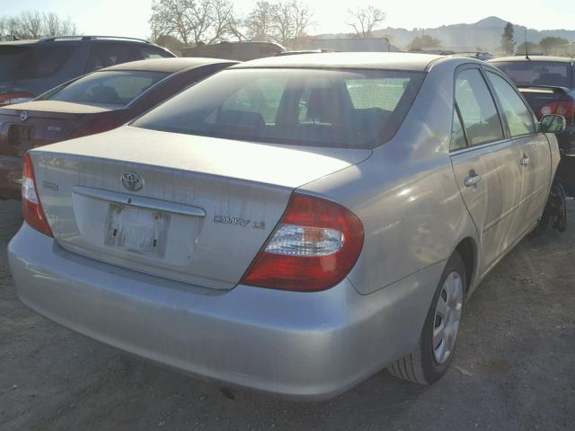 4T1BE32K24U352632 - 2004 TOYOTA CAMRY LE SILVER photo 4