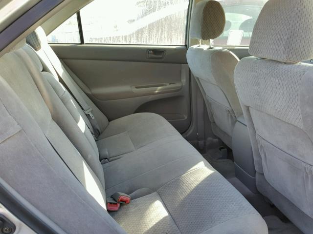 4T1BE32K24U352632 - 2004 TOYOTA CAMRY LE SILVER photo 6