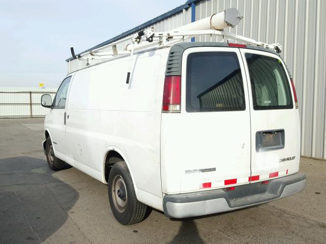 1GCFG25W611165495 - 2001 CHEVROLET EXPRESS G2 WHITE photo 3