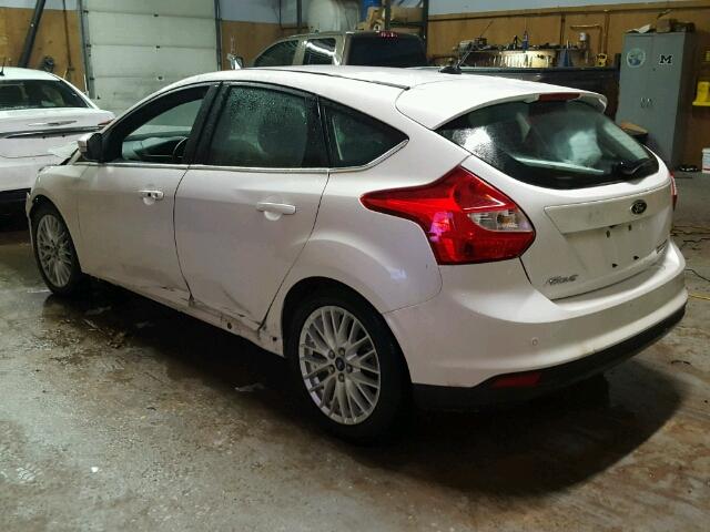 1FADP3N27DL176594 - 2013 FORD FOCUS TITA WHITE photo 3