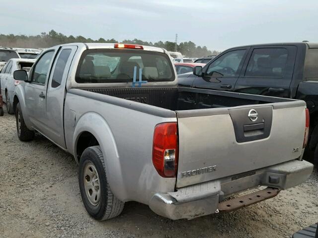 1N6BD06T56C420632 - 2006 NISSAN FRONTIER K GRAY photo 3