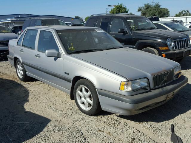 YV1LS5547V2393128 - 1997 VOLVO 850 SILVER photo 1