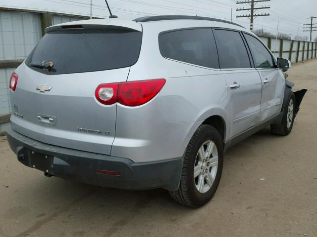 1GNER23D99S103982 - 2009 CHEVROLET TRAVERSE L SILVER photo 4