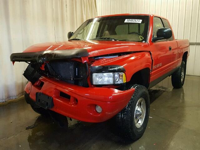 1B7HF13Z1XJ572801 - 1999 DODGE RAM 1500 RED photo 2