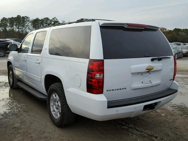 1GNSCJE03BR345088 - 2011 CHEVROLET SUBURBAN C WHITE photo 3