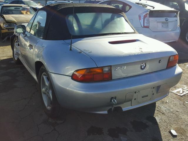 4USCJ3328WLB62939 - 1998 BMW Z3 2.8 SILVER photo 3