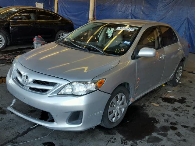 JTDBU4EE7B9139632 - 2011 TOYOTA COROLLA BA SILVER photo 2