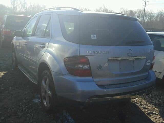 4JGBB22E58A325218 - 2008 MERCEDES-BENZ ML 320 CDI BLUE photo 3