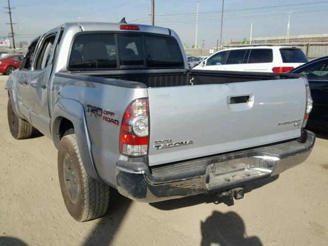5TFJU4GN1FX079521 - 2015 TOYOTA TACOMA DOU SILVER photo 3