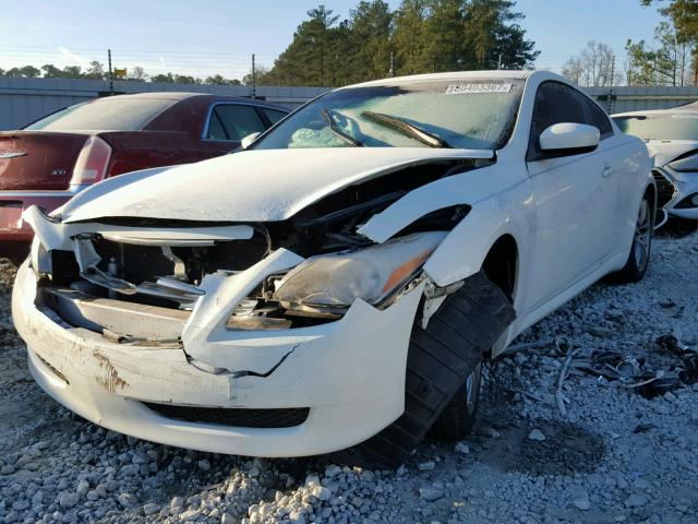 JNKCV64E98M116002 - 2008 INFINITI G37 BASE WHITE photo 2