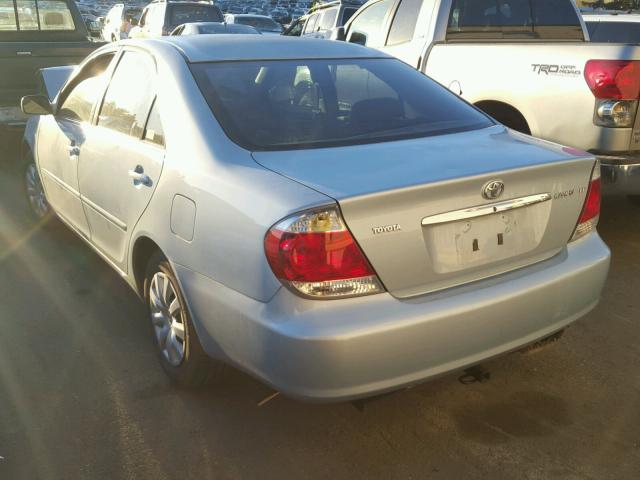 4T1BE32K55U982968 - 2005 TOYOTA CAMRY LE SILVER photo 3