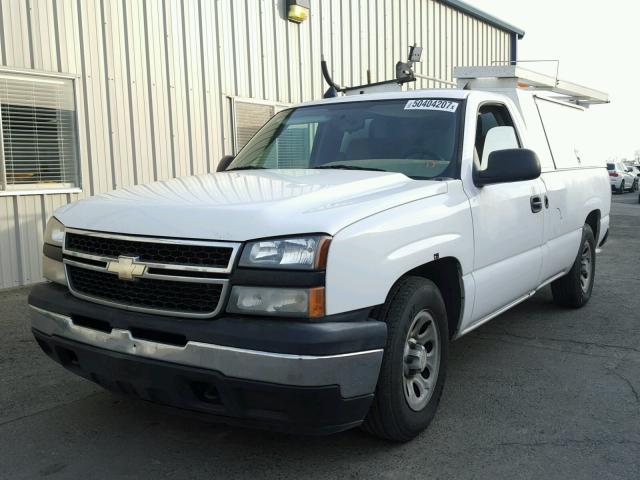 1GCEC14X67Z149769 - 2007 CHEVROLET SILVERADO WHITE photo 2