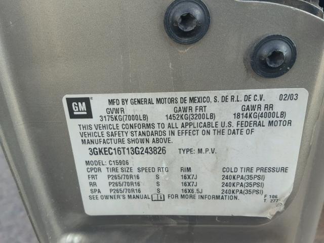 3GKEC16T13G243826 - 2003 GMC YUKON XL C GOLD photo 10