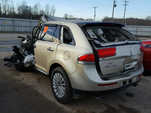 2LMDJ6JK2BBJ24130 - 2011 LINCOLN MKX GOLD photo 3