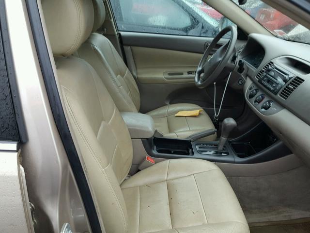 4T1BF32K13U039275 - 2003 TOYOTA CAMRY LE TAN photo 5