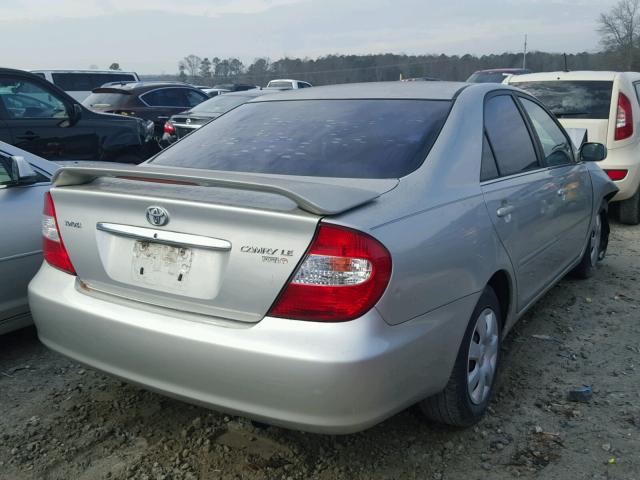 4T1BE32K22U557445 - 2002 TOYOTA CAMRY LE SILVER photo 4