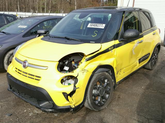 ZFBCFADH9FZ033054 - 2015 FIAT 500L TREKK YELLOW photo 2