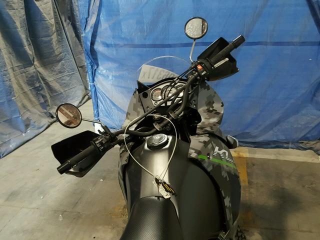 JKAKLEE18HDA90515 - 2017 KAWASAKI KL650 E GRAY photo 5