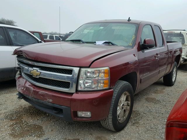 1GCEC19J98Z122040 - 2008 CHEVROLET SILVERADO MAROON photo 2