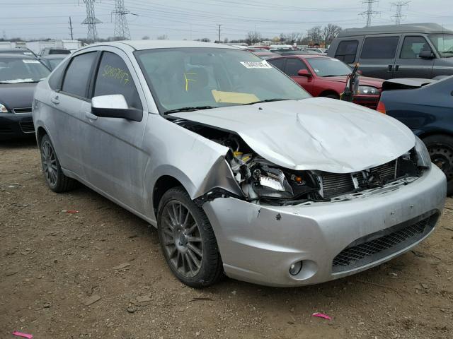 1FAHP3GN9AW287991 - 2010 FORD FOCUS SES SILVER photo 1