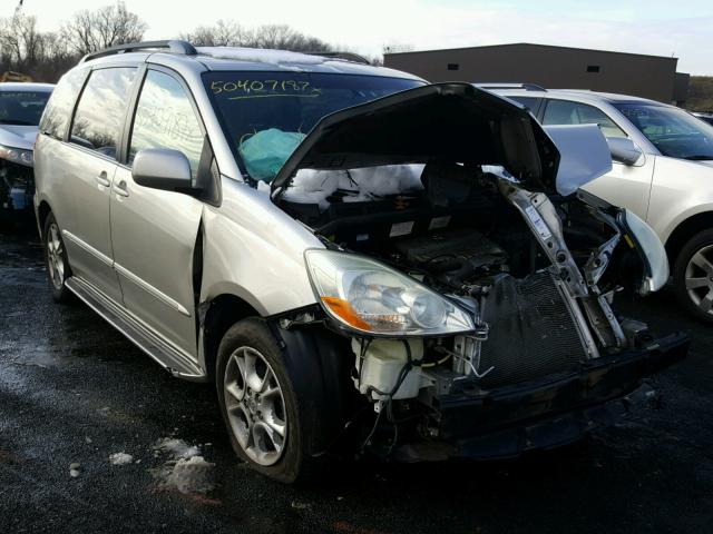 5TDZA22C74S034429 - 2004 TOYOTA SIENNA XLE SILVER photo 1