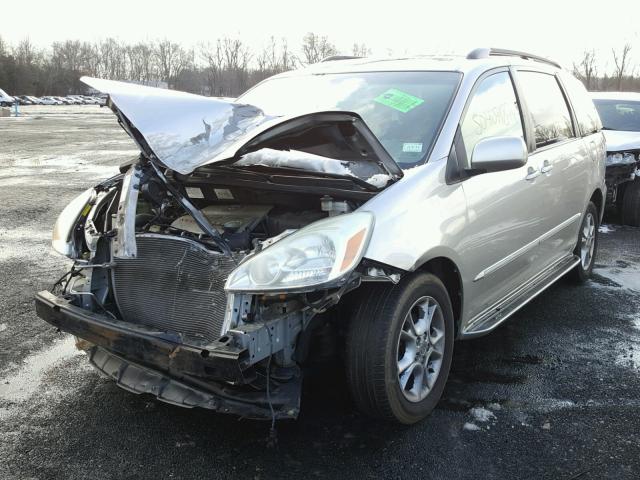 5TDZA22C74S034429 - 2004 TOYOTA SIENNA XLE SILVER photo 2