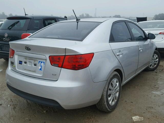 KNAFU4A23C5543241 - 2012 KIA FORTE EX SILVER photo 4