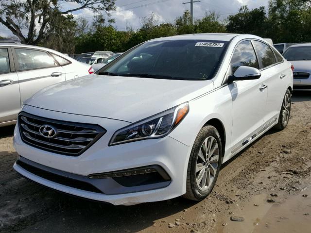 5NPE34AF6HH583373 - 2017 HYUNDAI SONATA SPO WHITE photo 2