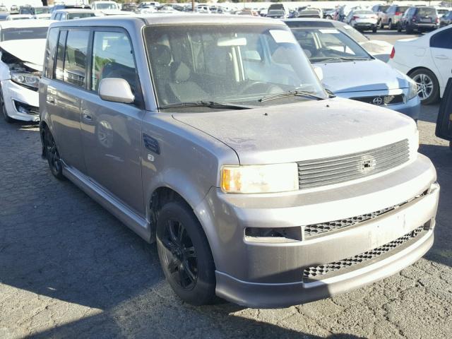 JTLKT324454021472 - 2005 TOYOTA SCION XB SILVER photo 1