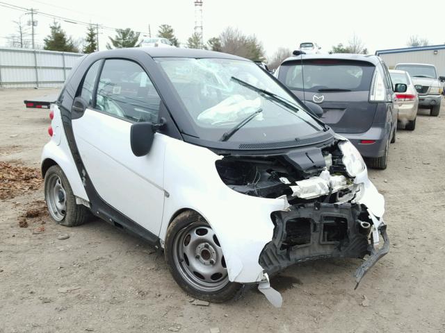 WMEEJ3BA0DK671724 - 2013 SMART FORTWO PUR WHITE photo 1