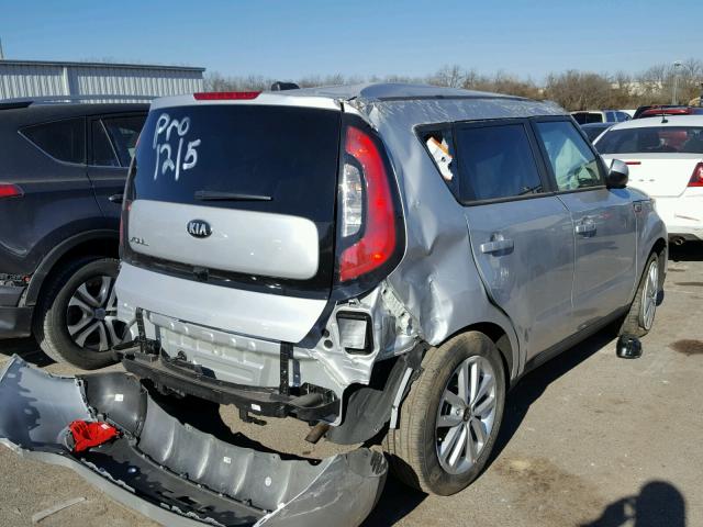 KNDJP3A51J7562669 - 2018 KIA SOUL + SILVER photo 4