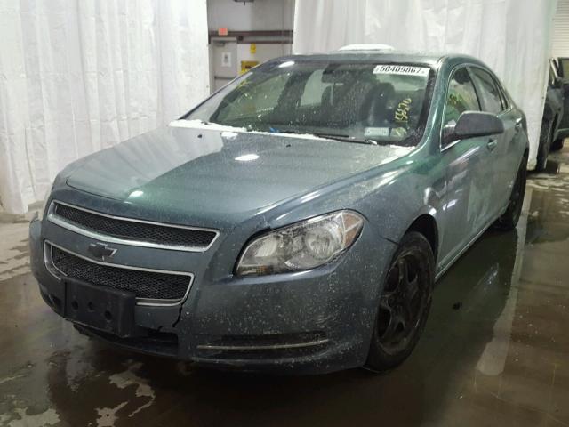 1G1ZH57B394164586 - 2009 CHEVROLET MALIBU 1LT GREEN photo 2