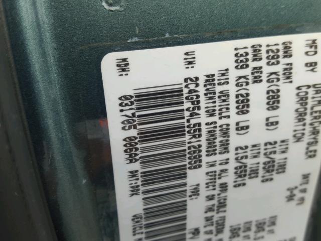 2C4GP54L55R126959 - 2005 CHRYSLER TOWN & COU GREEN photo 10