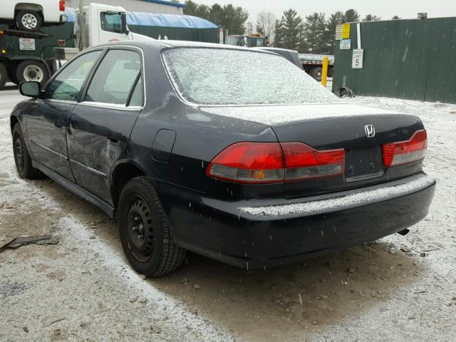 1HGCG665X1A016735 - 2001 HONDA ACCORD LX BLACK photo 3