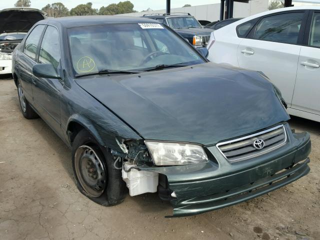 4T1BG22K51U765158 - 2001 TOYOTA CAMRY CE GREEN photo 1