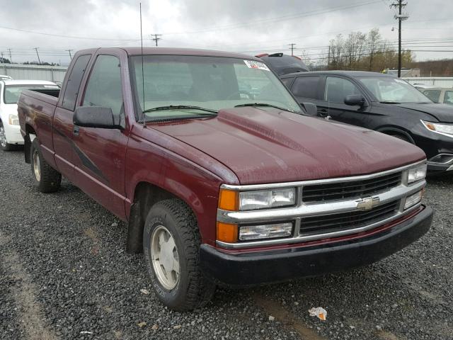 2GCEC19R8V1130754 - 1997 CHEVROLET GMT-400 C1 MAROON photo 1