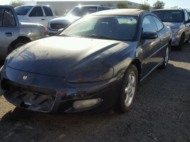 4B3AG52H72E019182 - 2002 DODGE STRATUS R/ BLACK photo 2