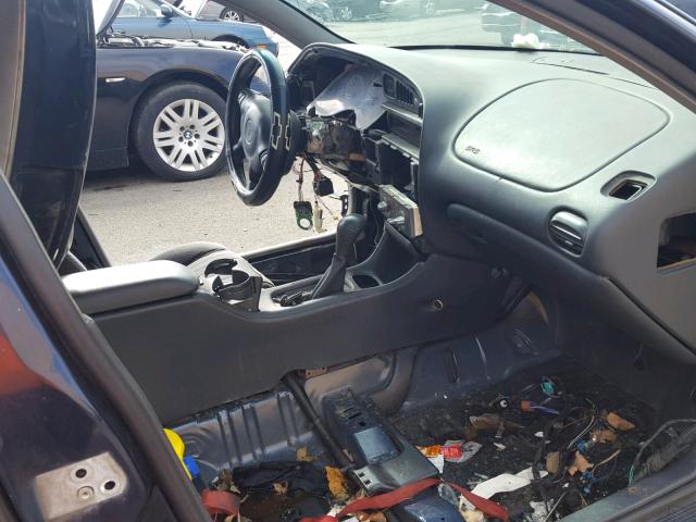 1G2WP52K31F209687 - 2001 PONTIAC GRAND PRIX BLUE photo 5