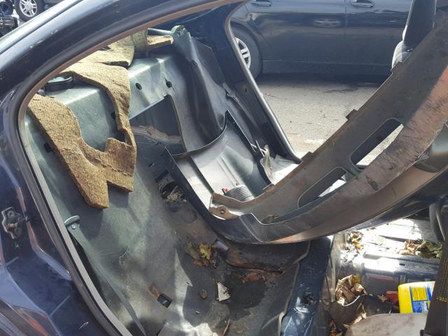 1G2WP52K31F209687 - 2001 PONTIAC GRAND PRIX BLUE photo 6