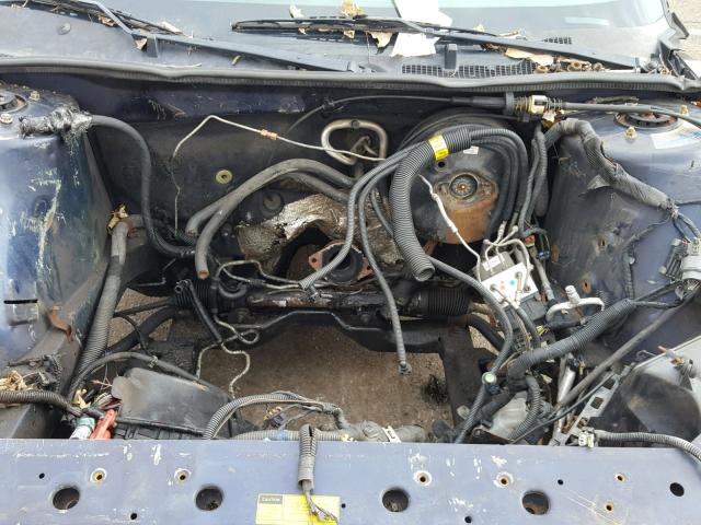 1G2WP52K31F209687 - 2001 PONTIAC GRAND PRIX BLUE photo 7