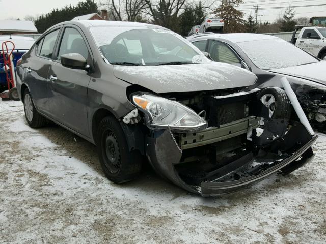 3N1CN7AP6FL810220 - 2015 NISSAN VERSA GRAY photo 1