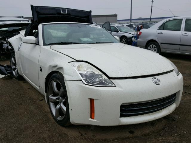 JN1AZ36A46M454722 - 2006 NISSAN 350Z ROADS WHITE photo 1